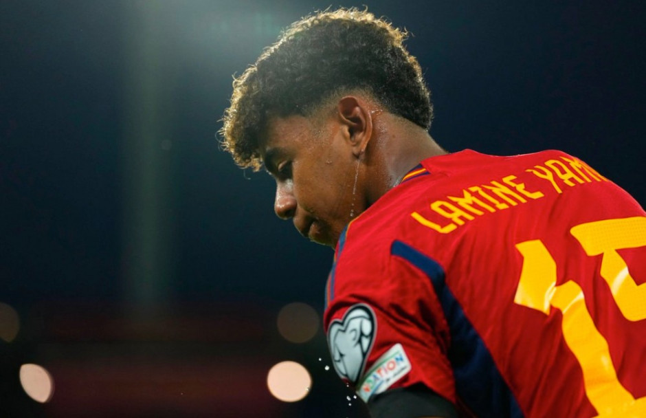 瓜迪奥拉痛陈罗德里缺席之苦：曼城防守危机能否挺过寒冬？（罗德里缺席成瓜帅之痛，曼城防线危机能撑过这个寒冬吗？）