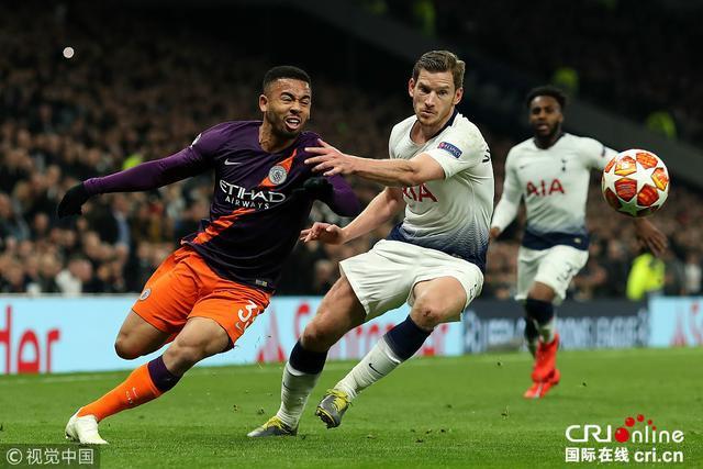 这队的兄弟情太动人了（这支队伍的兄弟情令人动容）