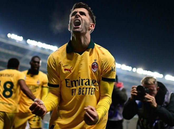 半场战报：萨索洛0-1热那亚，马利诺夫斯基破门（半场快讯：热那亚1-0领先萨索洛，马利诺夫斯基建功）