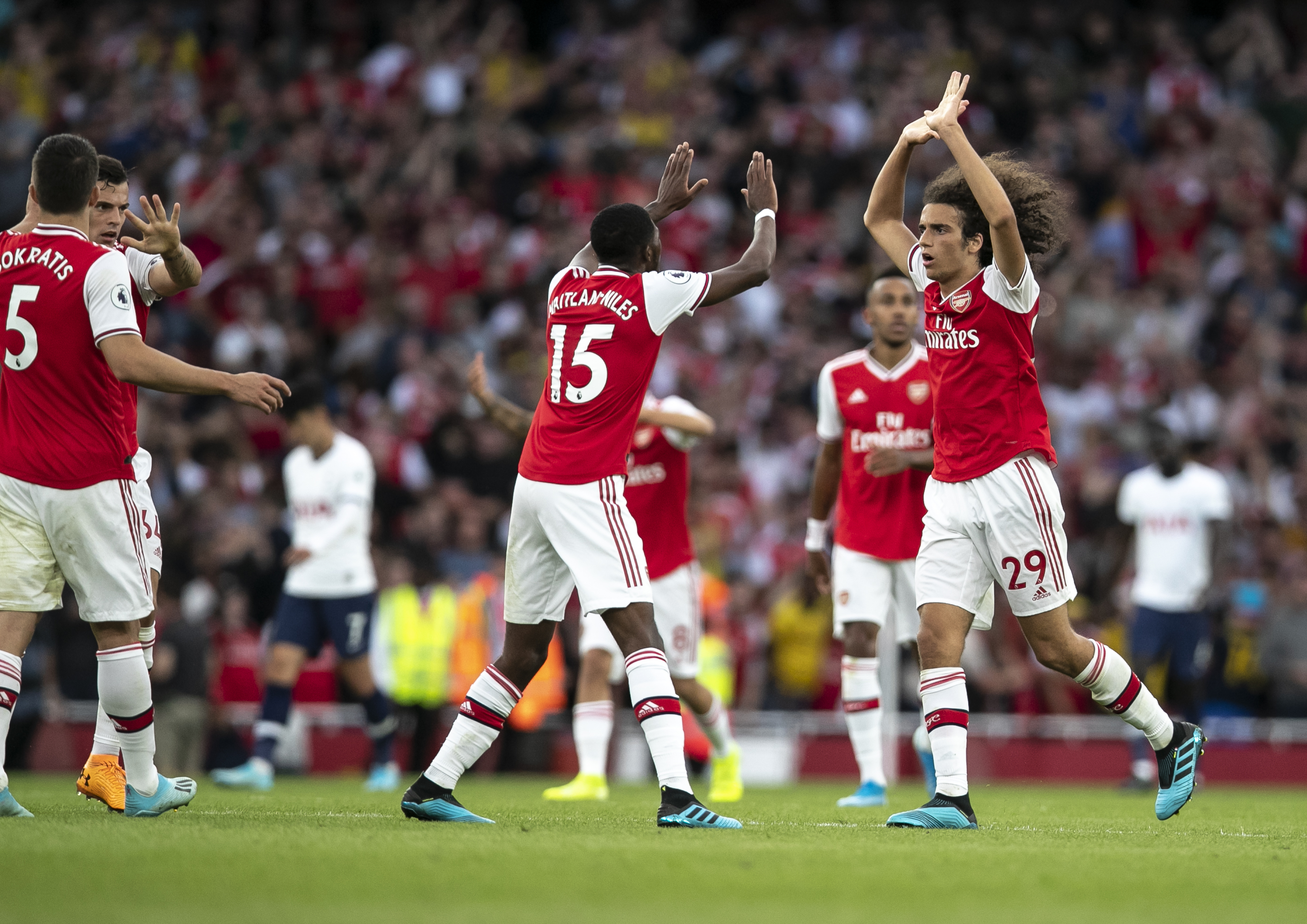 霍安-加西亚：乌奈不是我的竞争对手，他是队友（霍安-加西亚：我与乌奈无竞争关系，他是我的队友）