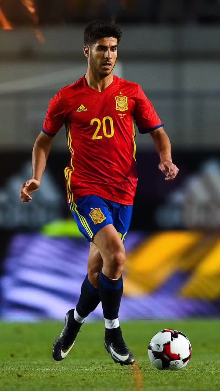 神户主帅：成都队组织严密，与J联赛的三后卫球队有相似之处（神户主帅：成都队纪律严整，风格与J联赛三后卫球队相近）