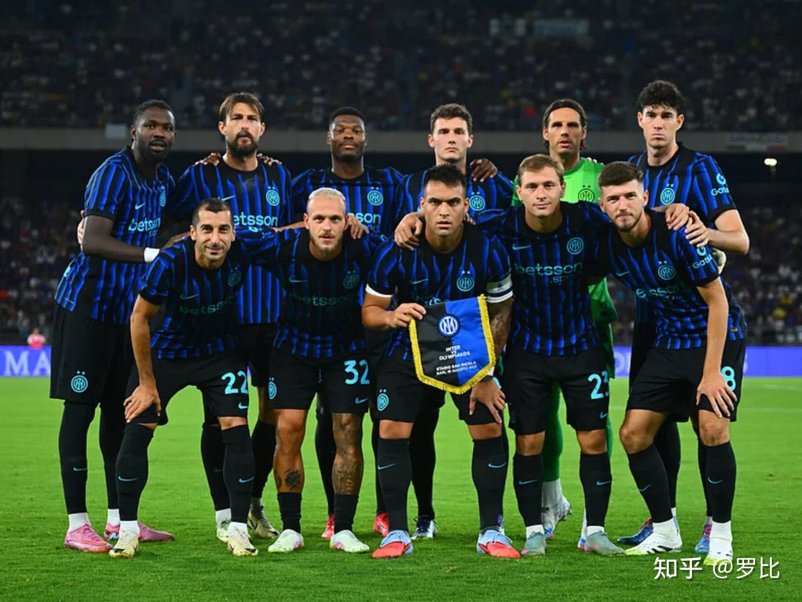 每体：埃里克将与巴萨续约至2029年，并含一年续约选项（每体报道：巴萨将与埃里克续约至2029年，合同附带一年延长选项）