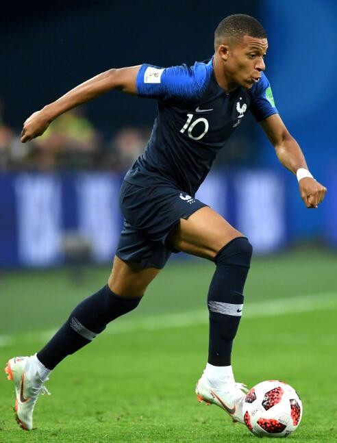 三级联赛最佳射手：中超法比奥，中甲姆本扎，中乙费尔南多（三大联赛金靴揭晓：中超法比奥、中甲姆本扎、中乙费尔南多）