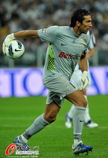 沃尔特马德：为了远离负面情绪，不再关注与自己相关的报道（沃尔特马德：为避免负面情绪，已不再关注与自己有关的报道）