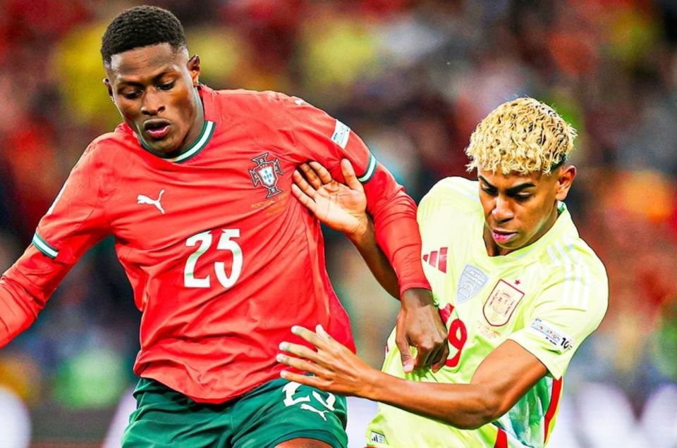 官方：米兰与18岁中场萨拉完成续约；据悉新合同到2030年（官宣：米兰与18岁中场萨拉续约，合同据悉至2030年）