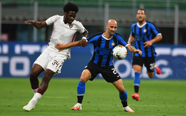 媒体人：河南球迷个人项目《制造越位》本周日将在郑州开展（媒体人披露：河南球迷自发项目《制造越位》将于本周日在郑州启幕）